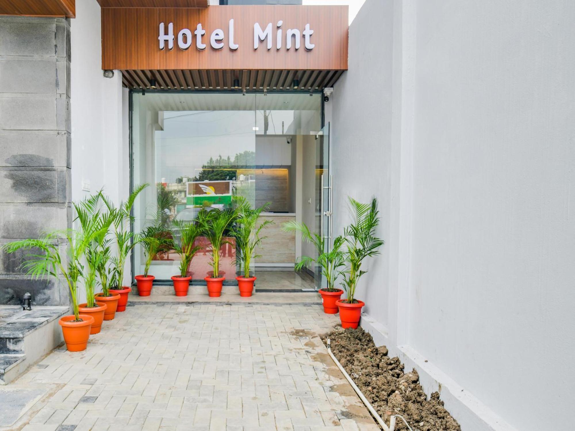 Collection O Hotel Mint Indore Zewnętrze zdjęcie